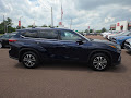 2022 Toyota Highlander XLE AWD