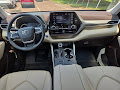 2022 Toyota Highlander XLE AWD