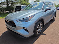 2022 Toyota Highlander XLE AWD