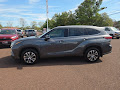 2022 Toyota Highlander XLE AWD