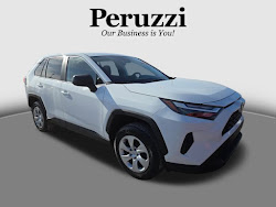 2025 Toyota RAV4 LE FWD