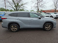 2022 Toyota Highlander Hybrid Bronze Edition AWD