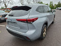 2022 Toyota Highlander Hybrid Bronze Edition AWD