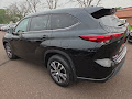 2022 Toyota Highlander XLE AWD