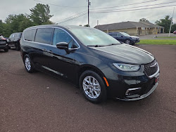 2023 Chrysler Pacifica Touring L FWD