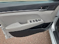 2017 Hyundai Elantra SE FWD