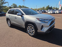 2025 Toyota RAV4 XLE Premium AWD