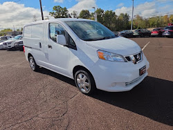2017 Nissan NV200 Compact Cargo SV FWD